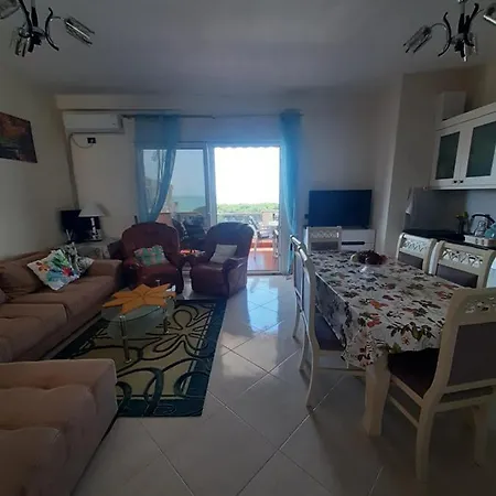 Seaview Haven - Golem, Albania Apartament