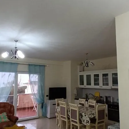 Daire Seaview Haven - Golem, Albania *