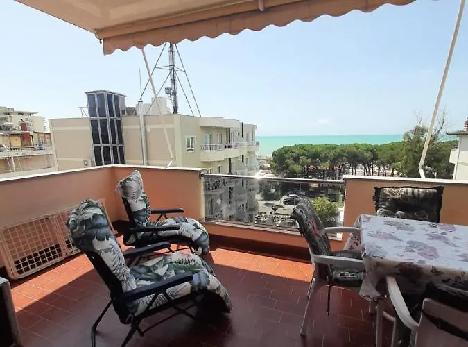 Seaview Haven - Golem, Albania Apartman *