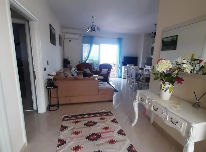 Seaview Haven - Golem, Albania Apartman Golem